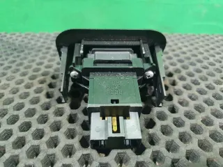 M20419, M19902 Кнопка открытия багажника Honda Accord 8 Арт 97097325, вид 2