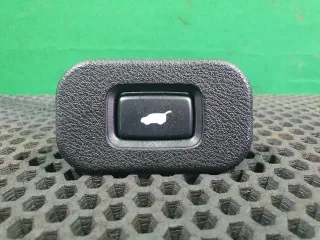 M20419, M19902 Кнопка открытия багажника Honda Accord 8 Арт 97097325, вид 1