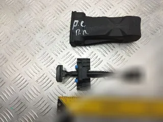 760837267 Ограничитель открывания двери передней Volkswagen Touareg 3 Арт 160042803_1, вид 1