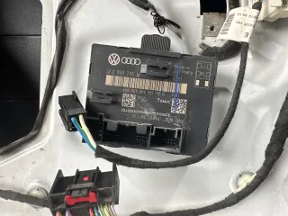 4F0959795M Блок управления двери задней левой Audi A6 C6 (S6,RS6) Арт 97113357, вид 1