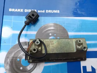1J0827566F, 1J0827566G Кнопка открытия багажника Porsche Cayenne 955 Арт 97113581, вид 2