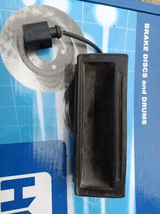 1J0827566F, 1J0827566G Кнопка открытия багажника Porsche Cayenne 955 Арт 97113581, вид 1