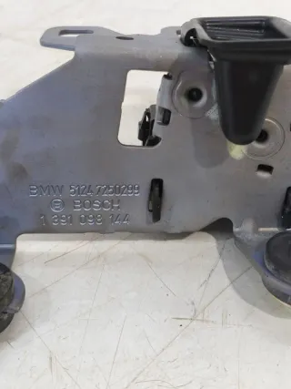 7308831,7250299 Замок стекла двери багажника BMW 5 F10/F11/GT F07 Арт BMW27139, вид 3