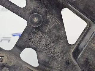 1064674-00,1060855-00 кронштейн компрессора пневмоподвески Tesla model S Арт 33027, вид 3