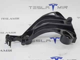 1621406-00 Кронштейн компрессора кондиционера Tesla model X Арт 33022_1, вид 2