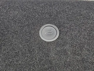 1564770-00,1504703-00,1606943-00 Обшивка крышки багажника Tesla model S Арт 32934, вид 2