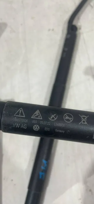 5NA827552A,5NA827851E Амортизатор крышки багажника (3-5 двери) Volkswagen Tiguan 2 Арт 1334172311, вид 3