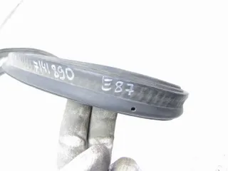 Уплотнитель багажника BMW 1 E81/E82/E87/E88 2005г. 7141890, 7144839 - Фото 3