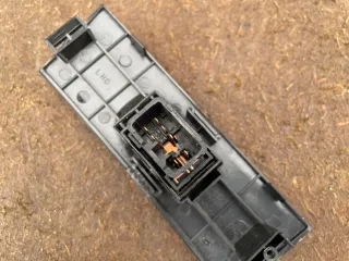 9358017500 Кнопка стеклоподъемника заднего левого Hyundai Matrix Арт 2170KS, вид 4