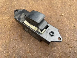 MR587944 Кнопка стеклоподъемника переднего правого Mitsubishi Colt 6 Арт 2163KS, вид 1