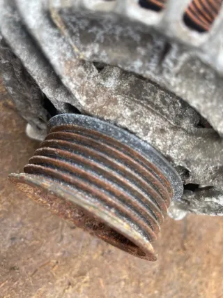 56041120AB,6004ML0000 Генератор Jeep  Grand Cherokee II (WJ) Арт 926EGN, вид 4