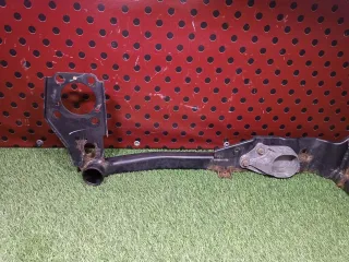 8E0199521DT, 8E0199335N Балка под радиатор Audi A4 B7 Арт 97129662, вид 8