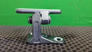 ISE Y0408 Петля двери передней правой Mercedes E W211 Арт 97130223, вид 1