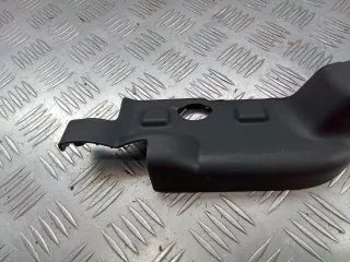 156025061J Накладка боковая на сиденье Peugeot 5008 Арт 97130393, вид 3