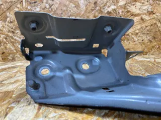 80A821136A Кронштейн крепления крыла переднего правого Audi Q5 2 Арт 39370697, вид 2