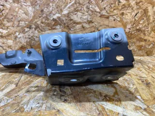 80A821136A Кронштейн крепления крыла переднего правого Audi Q5 2 Арт 39370697, вид 4