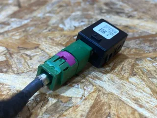 5Q0035726 Разъем AUX / USB Audi Q5 2 Арт 39370645, вид 4
