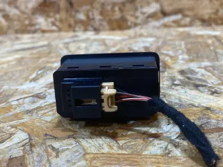 4G0959831D Кнопка открытия багажника Audi Q5 2 Арт 39370603, вид 3