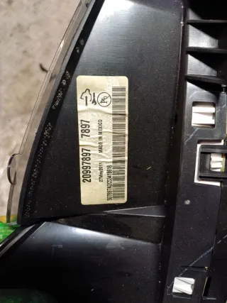20997897 Щиток приборов (приборная панель) Cadillac SRX 2 Арт 97132456, вид 4