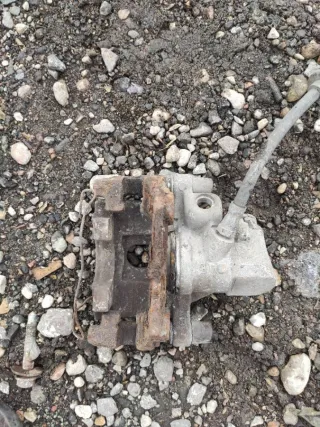  Суппорт тормозной задний правый Ford Focus 1 Арт 97133721
