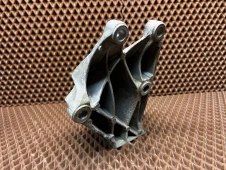 6876207,6876205 Кронштейн двигателя BMW Z4 G29 Арт 100360_1, вид 4