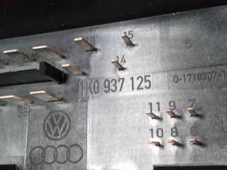 1K0937125,0539247292E Блок предохранителей Skoda Octavia A5 Арт 97137278, вид 7