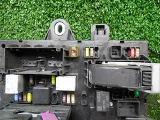 pa6gf10gb20 Блок реле Opel Astra J Арт 62433, вид 3