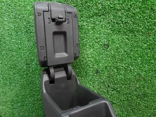13317404 Подлокотник Opel Astra J Арт 62415, вид 5