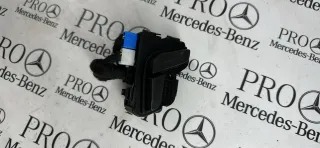 A2048708910 Кнопка регулировки сидения Mercedes C W204 Арт 101193, вид 1