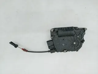 51 22 7 185 688, 7185688 Замок двери задней правой BMW 7 F04 Active Hybrid (В наличии) Арт 014504, вид 1