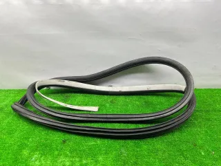 3B55867367 Уплотнитель двери задней левой Volkswagen Passat B5 Арт 171873, вид 1