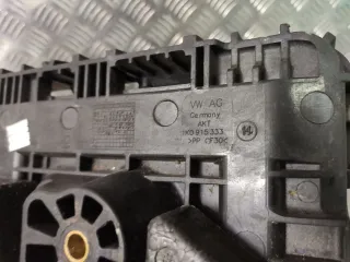 1K0915333 Полка аккумулятора Skoda Octavia A5 Арт 97146449, вид 4