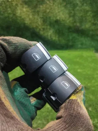 4F0959855 Кнопка стеклоподъемника заднего левого Audi Q7 4L Арт 97146599