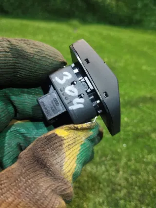 4L2962108B Кнопка центрального замка Audi Q7 4L Арт 97146631, вид 4