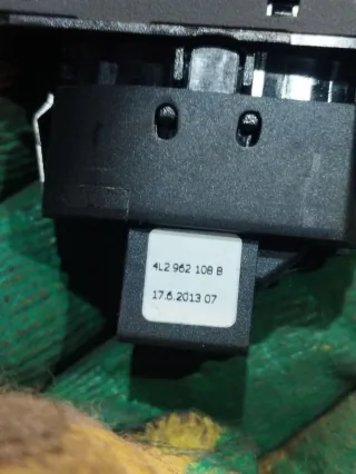 4L2962108B Кнопка центрального замка Audi Q7 4L Арт 97146631, вид 3