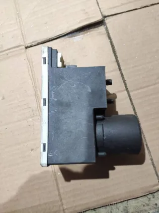 8D0862257C Компрессор центрального замка Audi A4 B5 Арт 97146671, вид 2