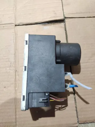8D0862257C Компрессор центрального замка Audi A4 B5 Арт 97146671, вид 6