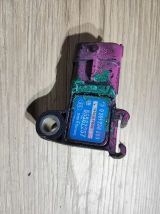 55567257, 0261230263 Датчик абсолютного давления Chevrolet Cruze J300 Арт 034697