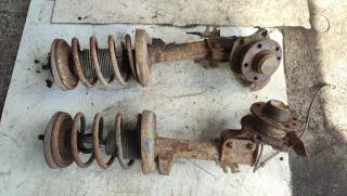  Стойка амортизатора переднего правого Opel Omega B Арт 97147172