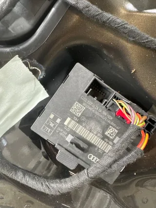 4G8959795E,4G8959759A Блок управления двери задней левой Audi A6 C7 (S6,RS6) Арт 97147966