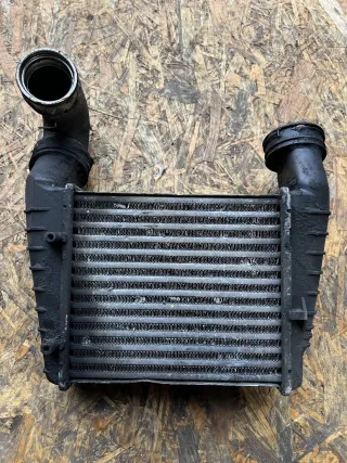 176788813, 3B0145805D Интеркулер Volkswagen Passat B5 Арт 94327728, вид 2