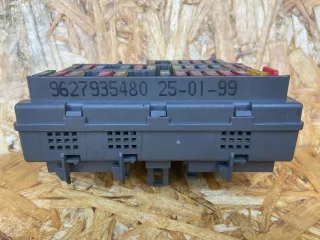 9627935480 Блок предохранителей Citroen Xantia Арт 97148577, вид 4