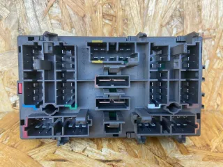 9627935480 Блок предохранителей Citroen Xantia Арт 97148577, вид 2