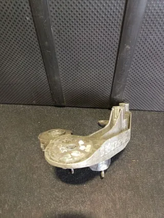 4F0199351AG Кронштейн стабилизатора Audi A6 C6 (S6,RS6) Арт 97149928, вид 5
