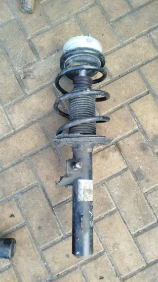 31313453521 Амортизатор передний левый BMW X3 E83 (SACHS) Арт 97150199, вид 1