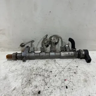 057130764AB Топливная рампа Audi A5 (S5,RS5) 1 Арт 5702-26533, вид 1