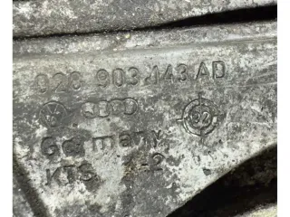 028903143ad Кронштейн генератора Volkswagen Passat B3 Арт 58822, вид 5