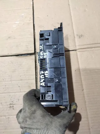 8E0820043A Блок управления печки / климат-контроля Audi A4 B7 Арт 97157709, вид 2