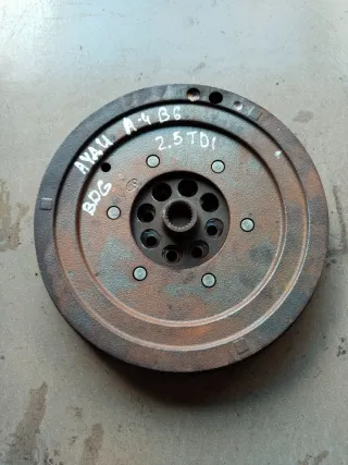  Маховик Audi A4 B6 Арт 1D013