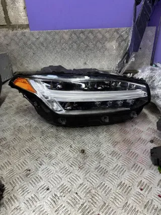 32338947 Фара передняя правая Volvo XC90 2 restailing Арт 97158091